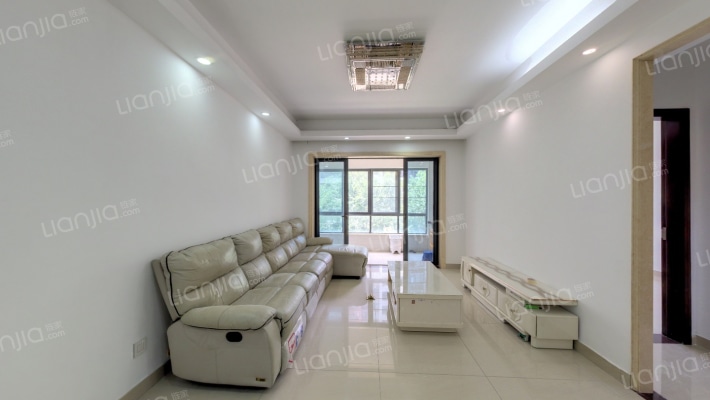 大运城邦卫城二手房实景图