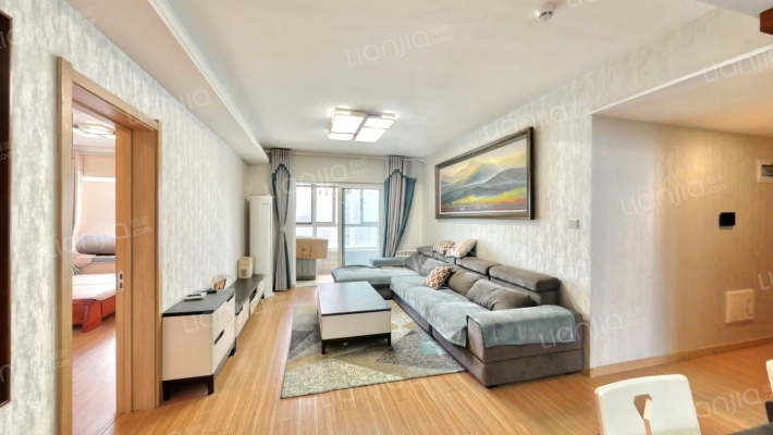 万科大都会海悦苑二手房实景图