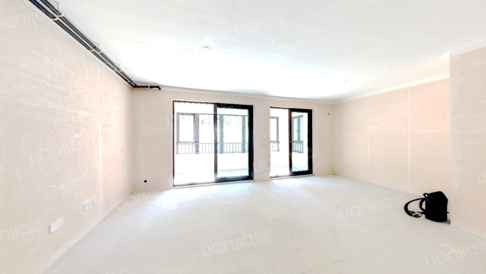 龙湖龙誉城北区二手房实景图