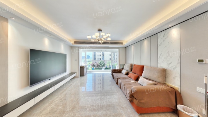 万科山望二期二手房实景图