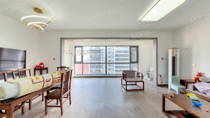 建业世和府一期二手房实景图