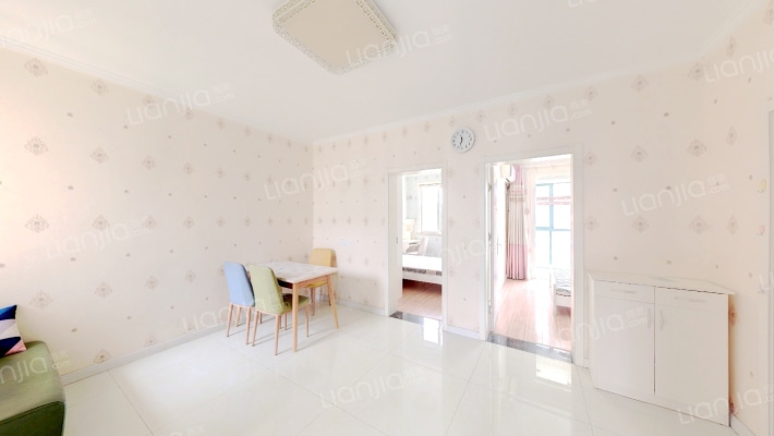 东方豪城二手房实景图