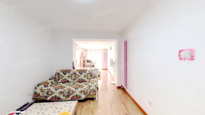 天新北里二手房实景图