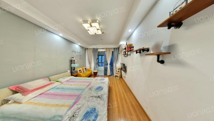 海德公园二手房实景图