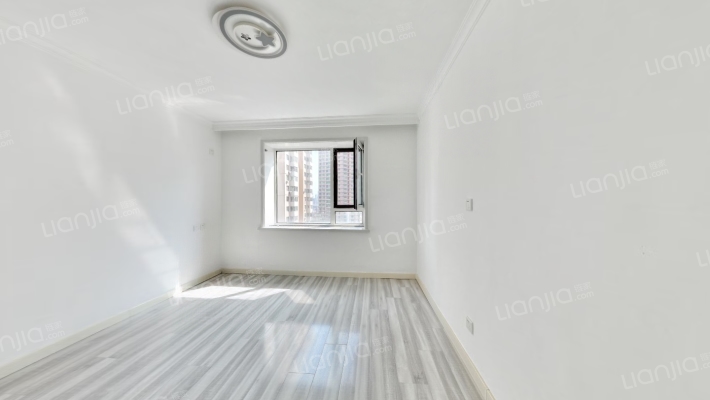 万达高层二手房实景图