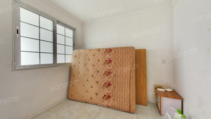 雨润星雨华府南区二手房实景图