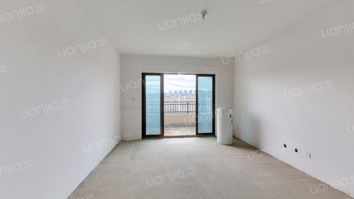 琉森水岸二期二手房实景图