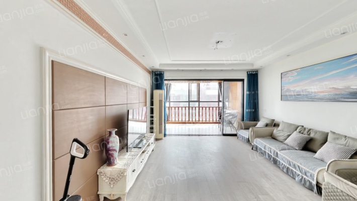 青年城二手房实景图