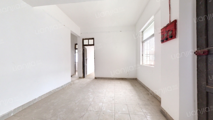 荣华楼二手房实景图