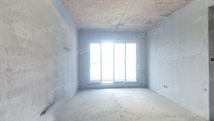 湖畔森邻二手房实景图