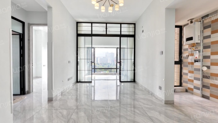 逸龙广场二手房实景图