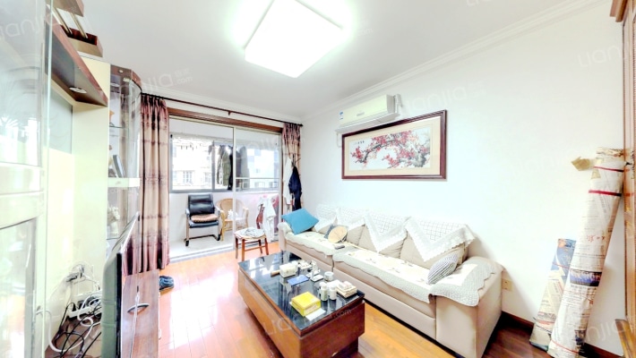 龙柏四村二手房实景图