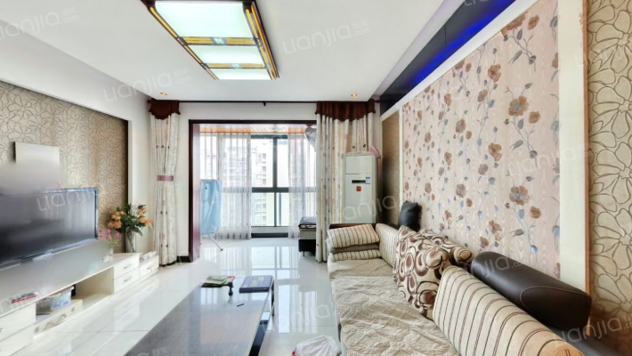 嘉美华凯二手房实景图