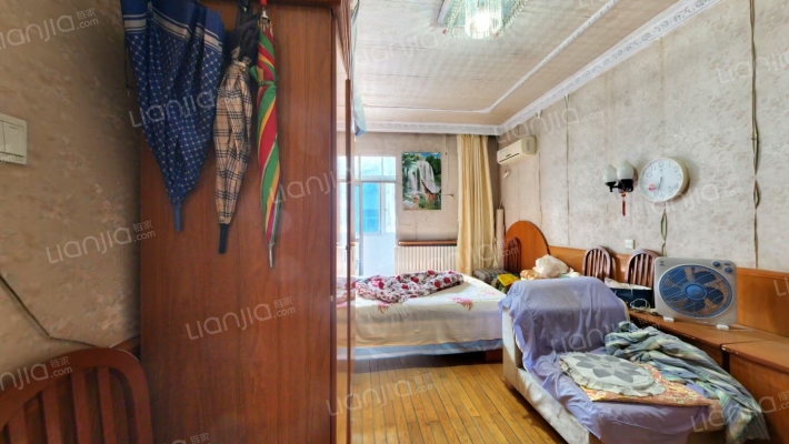 向荣街二手房实景图