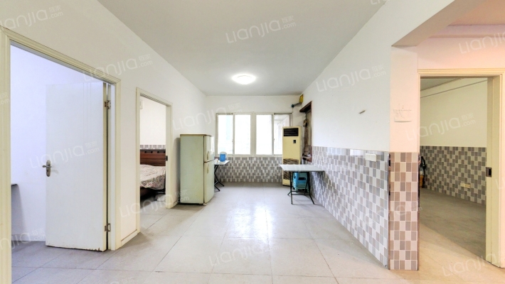 巨兴村二手房实景图