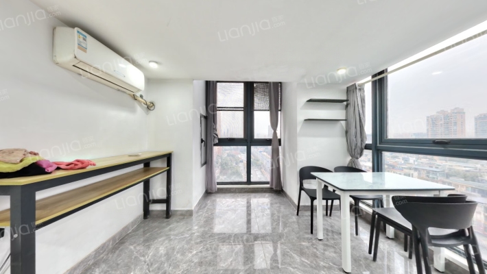 恒业站前广场二手房实景图