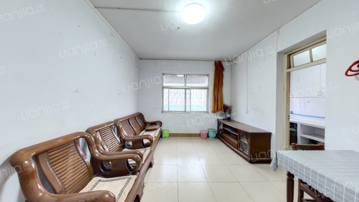 饮料厂家属院二手房实景图