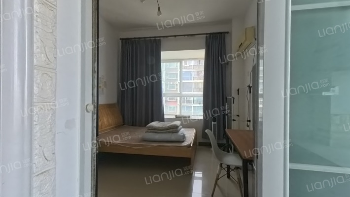 百合嘉苑二手房实景图