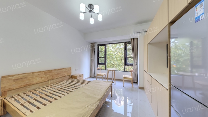 融创缇香榭A区二手房实景图