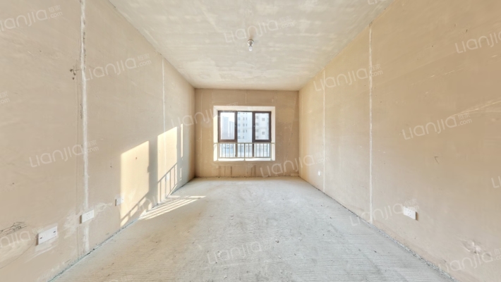 凤城翡翠湖二期二手房实景图