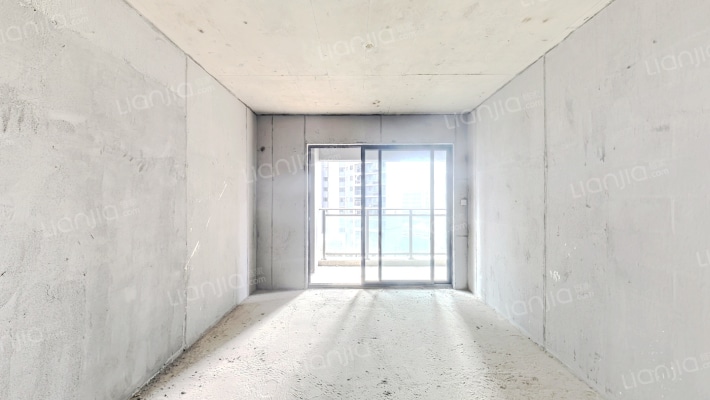 融创滨江粤府二手房实景图