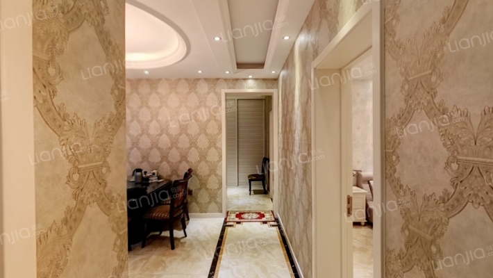 公园建行楼二手房实景图