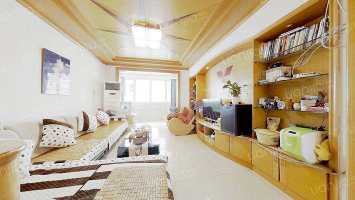 潇湘公寓二手房实景图