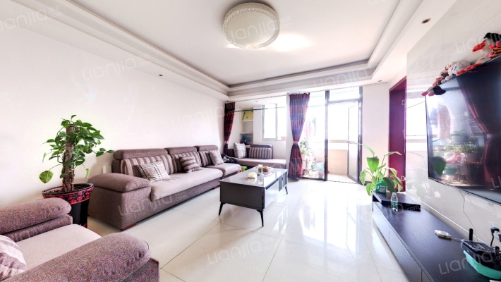 布鲁汀二手房实景图