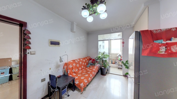 和泰红枫园二手房实景图