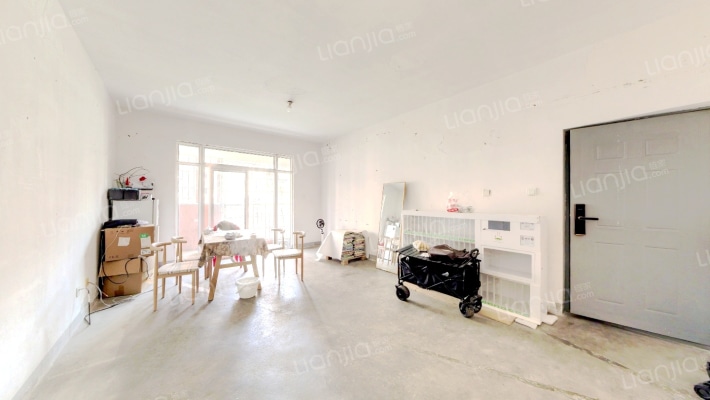 龙华二期C区二手房实景图