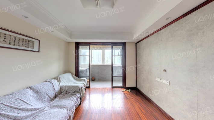 三里墩花苑二手房实景图