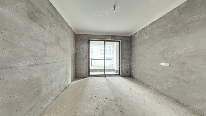 正弘汀兰苑二手房实景图