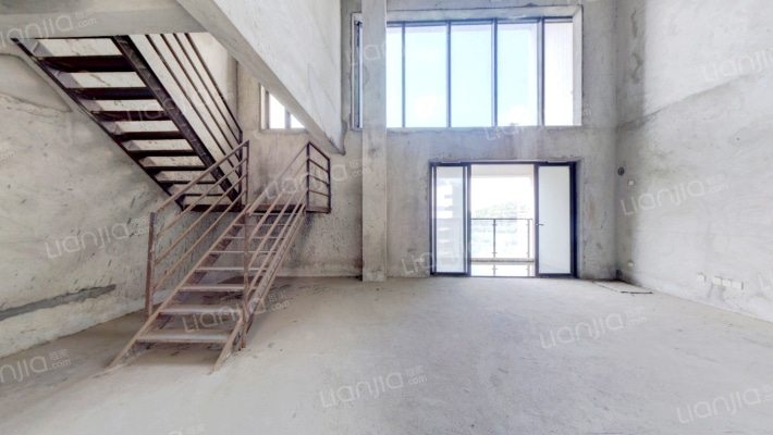 深房传麒山东区二手房实景图