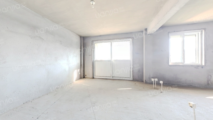 虹越豪庭二手房实景图