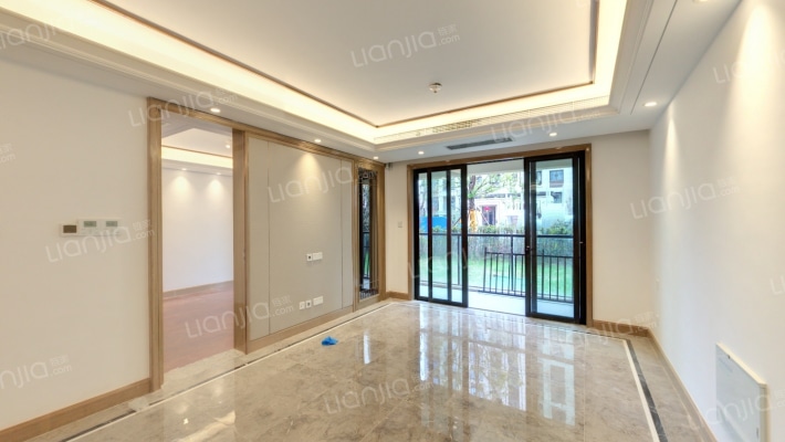 红星天铂二手房实景图