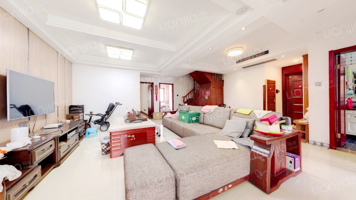 天山绿洲二期二手房实景图