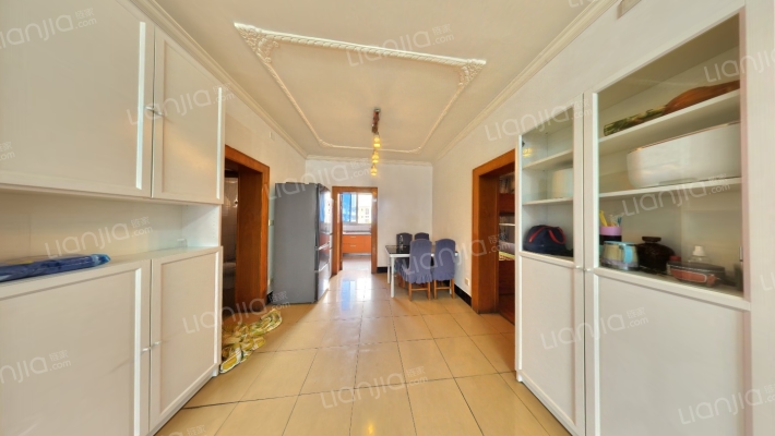 干警宿舍二手房实景图