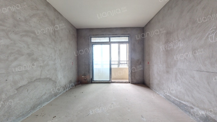 桥达蓝湾半岛二手房实景图