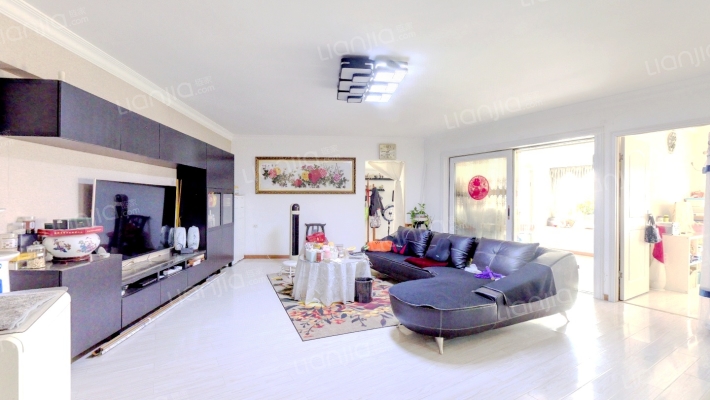 新鸿基花园二手房实景图