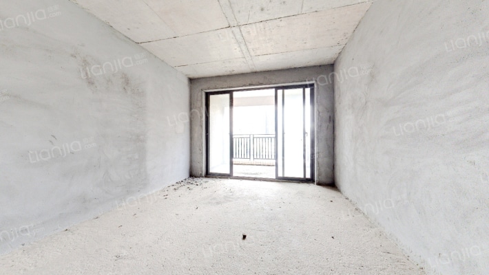 华达颐华庭二手房实景图