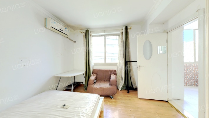 飞虹路163号二手房实景图