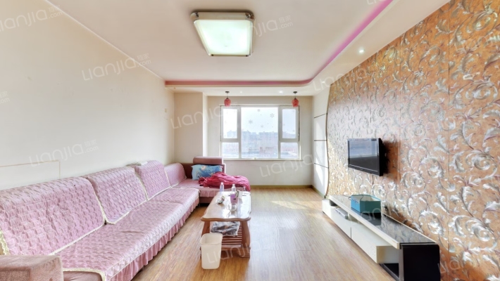 咖啡小镇二手房实景图