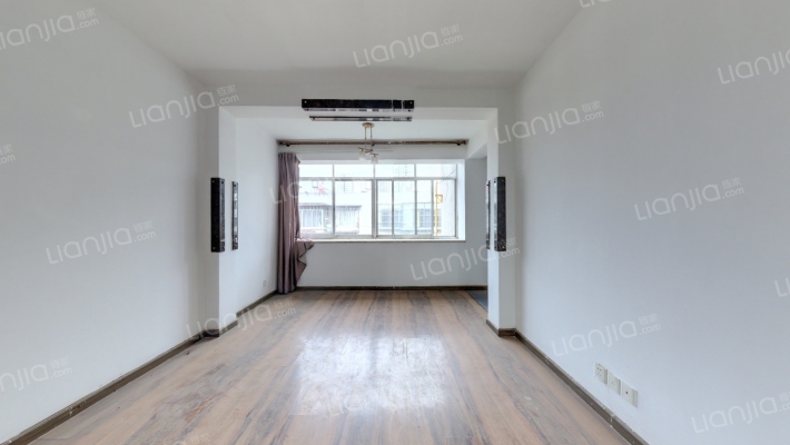 电视机厂宿舍二手房实景图