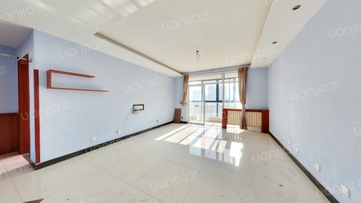 海信兰郡二手房实景图