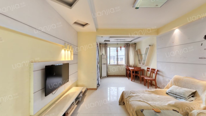 星火路公交公司家属院二手房实景图