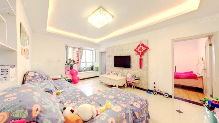 依云二手房实景图