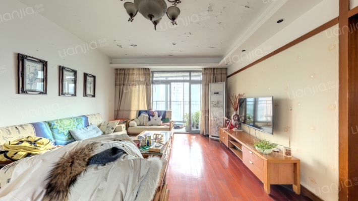 名门河滨花园二手房实景图