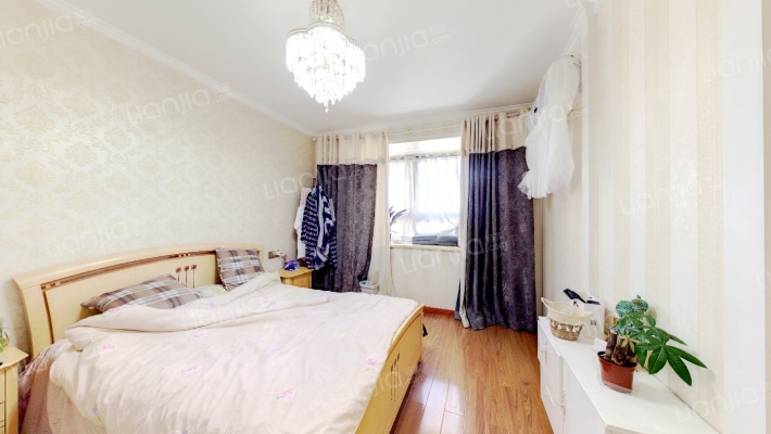 上怡南苑二手房实景图