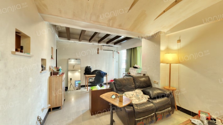 联邦广场小区二手房实景图