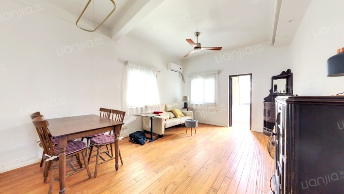 碧云东方公寓二手房实景图